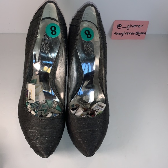 Privilege 8M Pewter Heels Carlos Santana - Picture 11 of 16